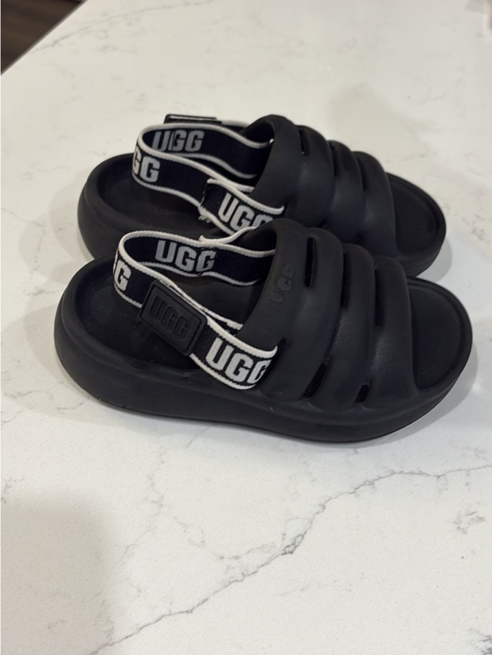 UGG Black Fluff Puff Platform Slide Sandal Toddler